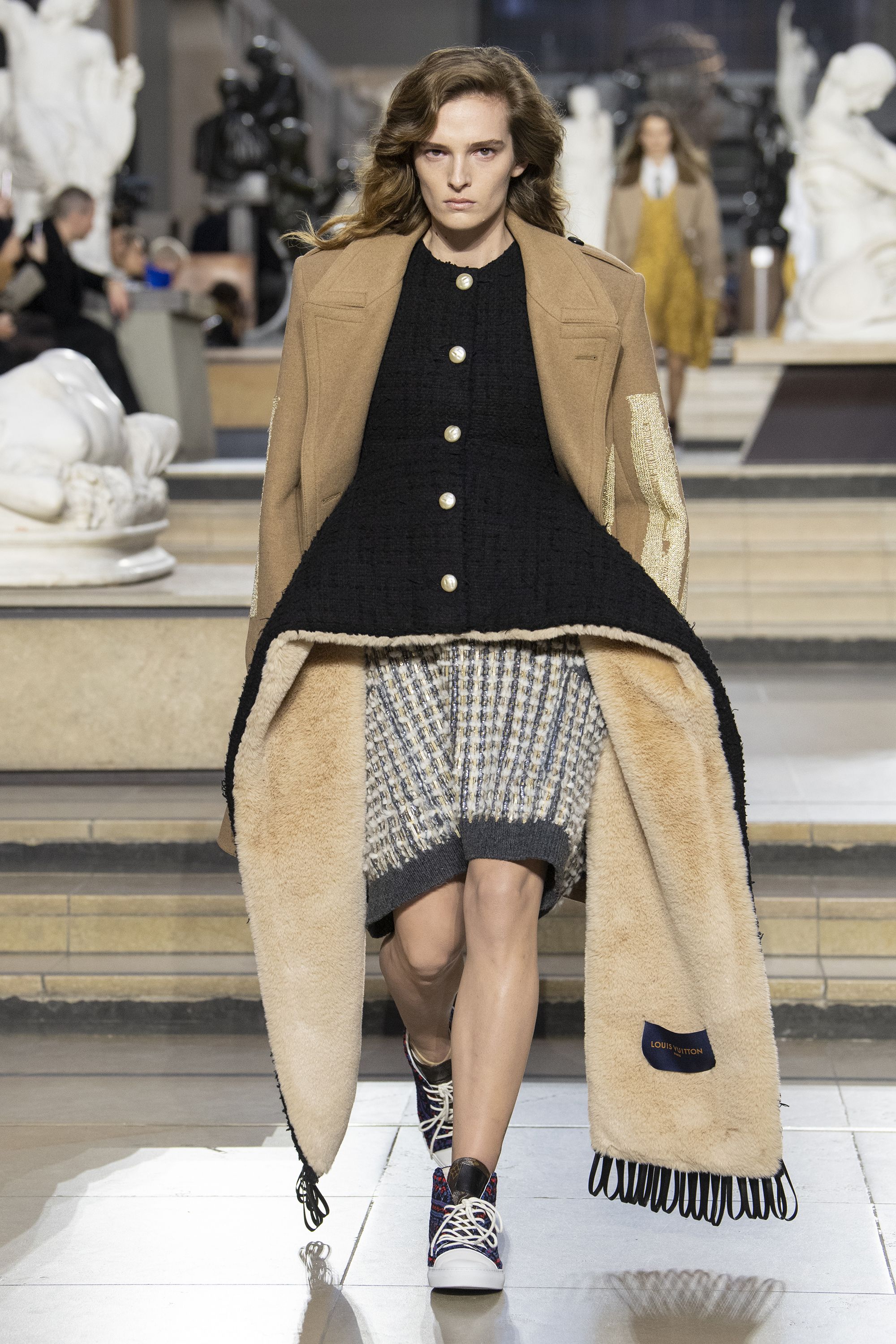 Louis Vuitton Girl Aesthetic ✨ OOTD STYLE PARIS, Galeri diposting oleh  Savi Chow