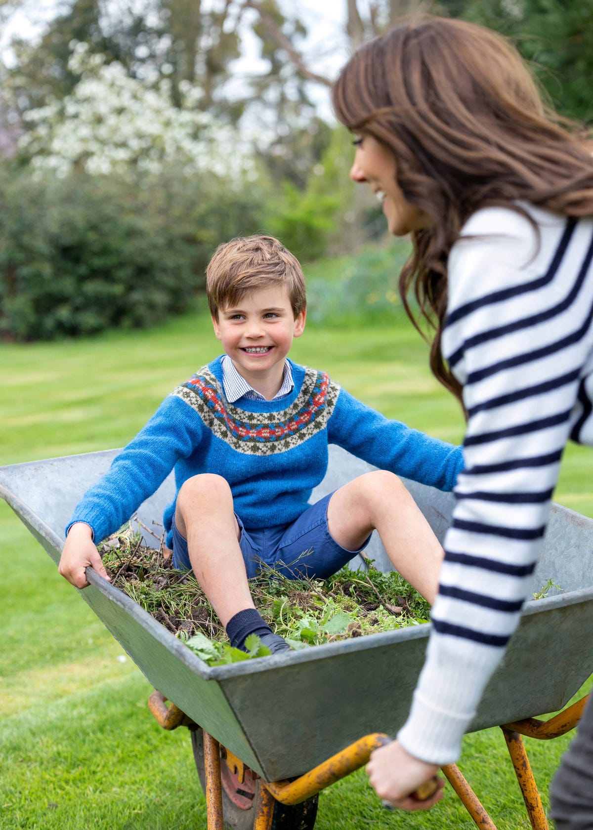 Princess Charlotte turns 5: See the new photos of Prince William