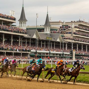 horses racing in the 149th kentucky derby