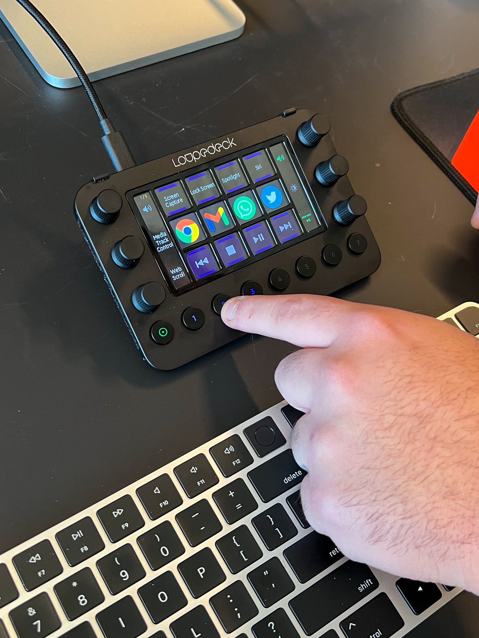 Loupedeck Live helps macOS and Windows productivity soar - 9to5Toys
