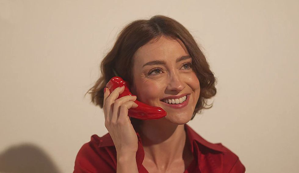 lourdes hernández, cantante conocida como russian red, durante su entrevista con elle gourmet