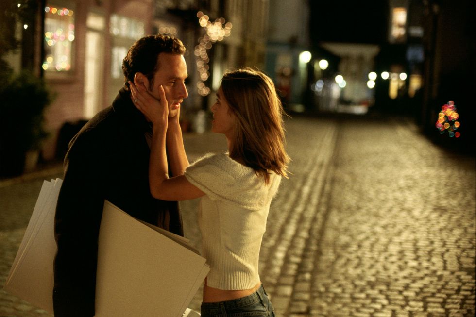 andrew lincoln as mark and keira knightley as juliet in love actually
