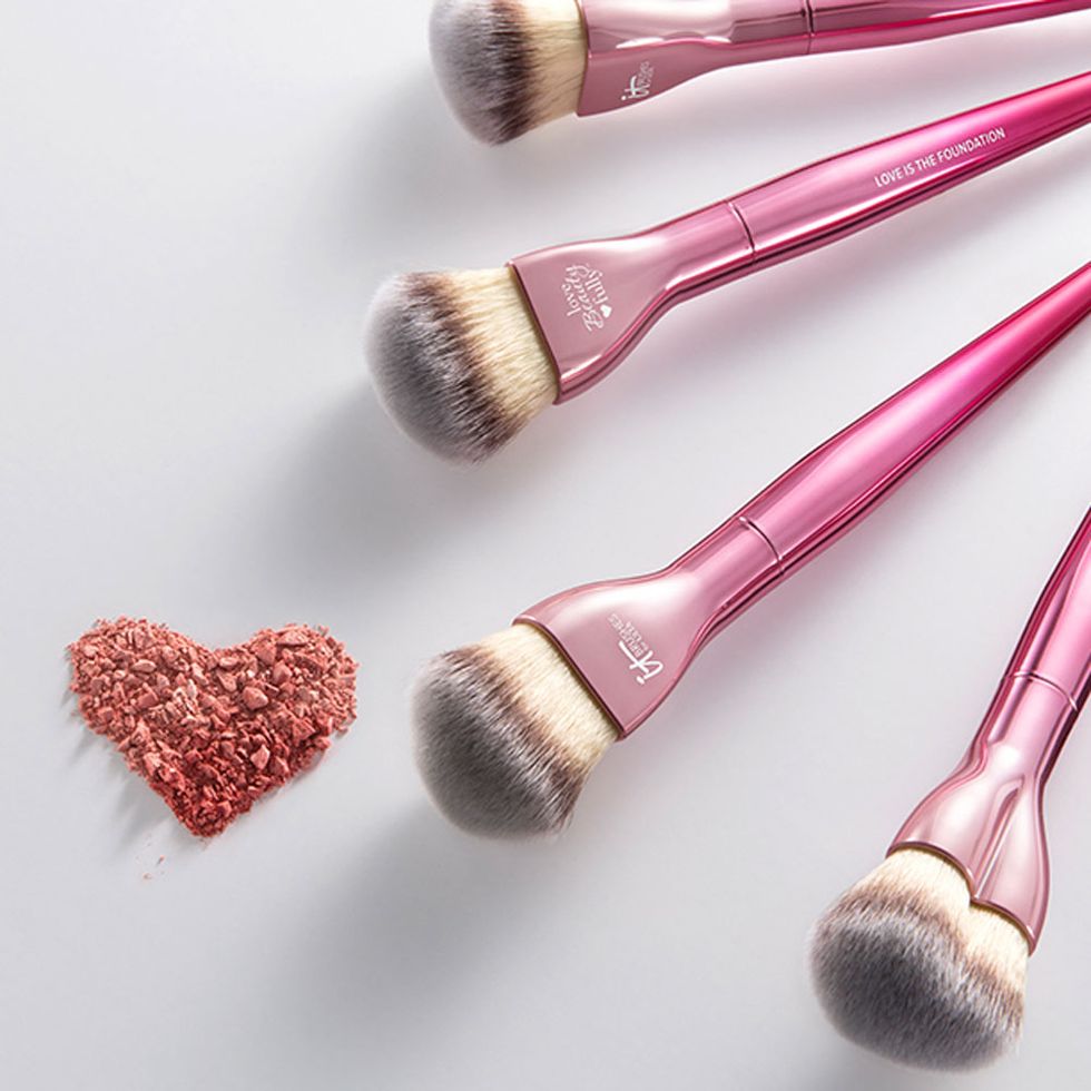 Brush, Cutlery, Heart, Kitchen utensil, Cosmetics, Coquelicot, Personal care, Silver, Makeup brushes, Still life photography, 