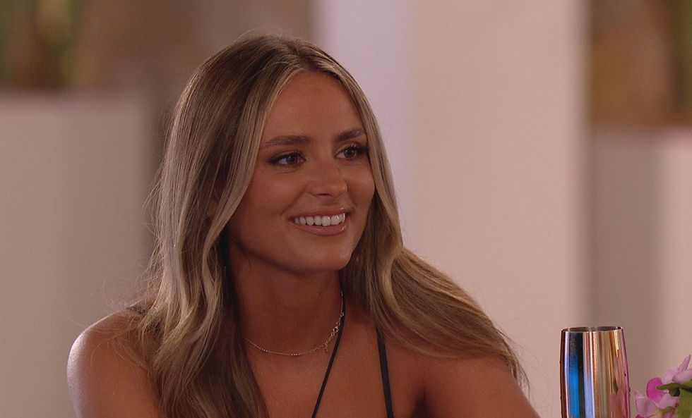 Love Island's Leah Taylor Her age, job, friends and famous ex