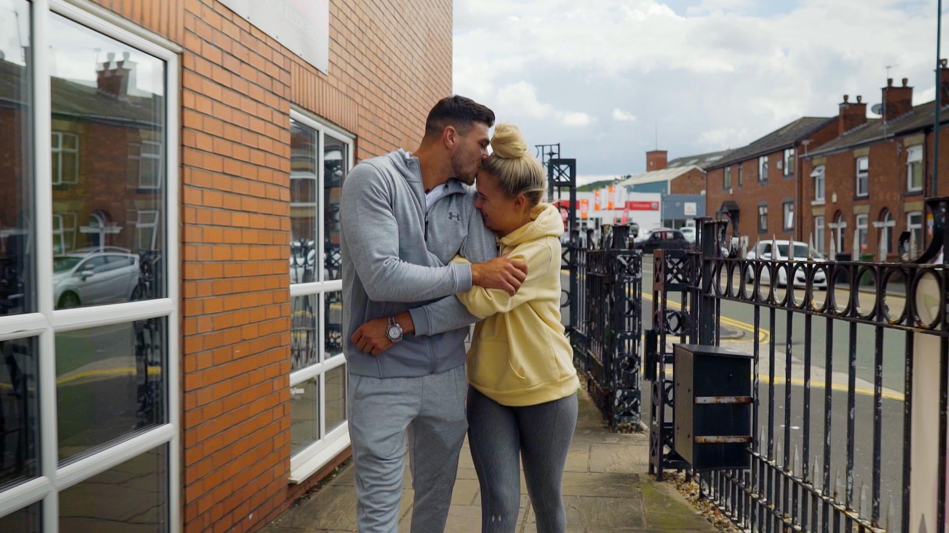 Love Island's Molly-Mae Hague and Tommy Fury put on a loved-up