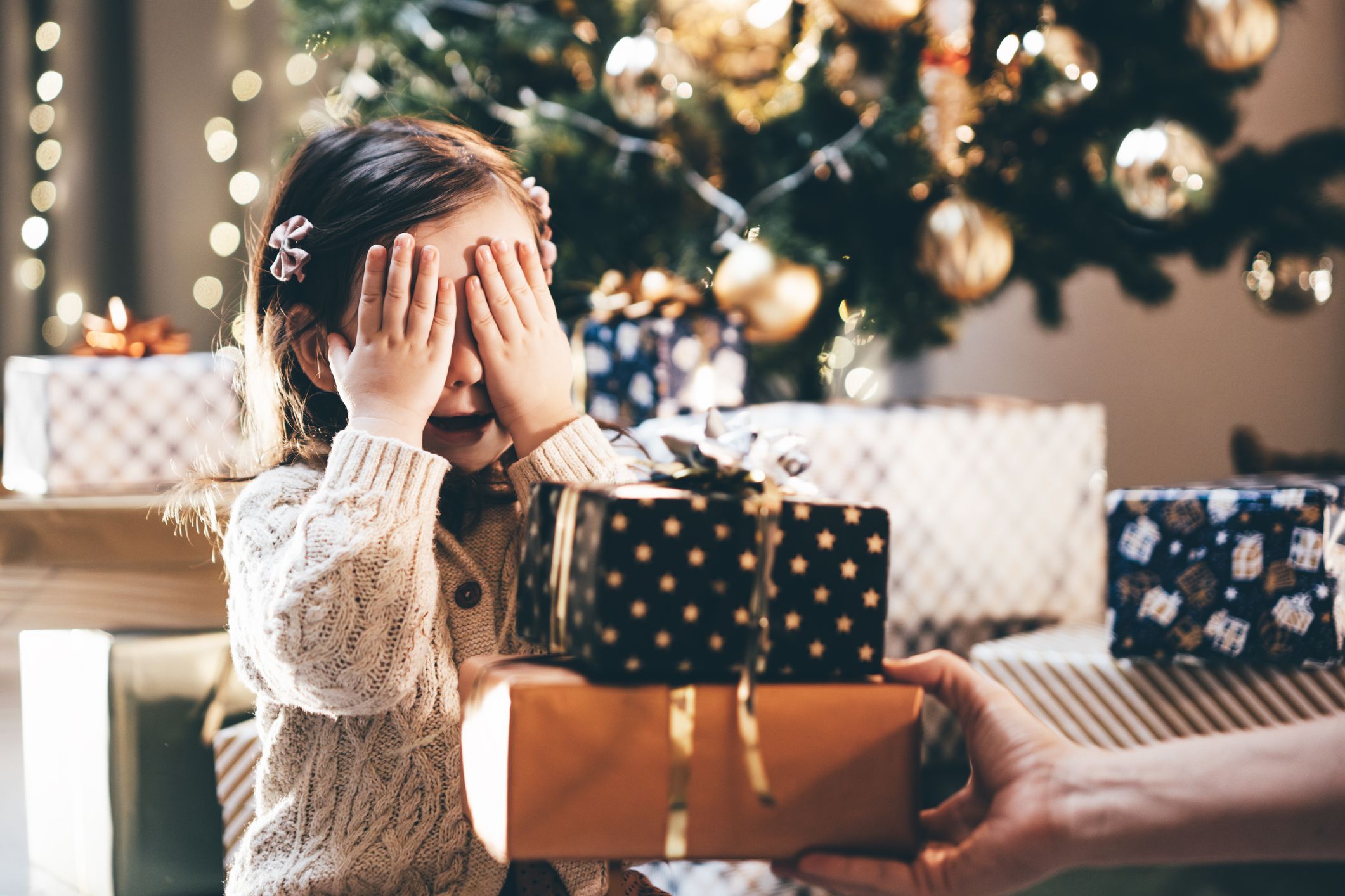 Regali di Natale per bambini: cosa regalare se hanno da 1 a 12 anni - fem