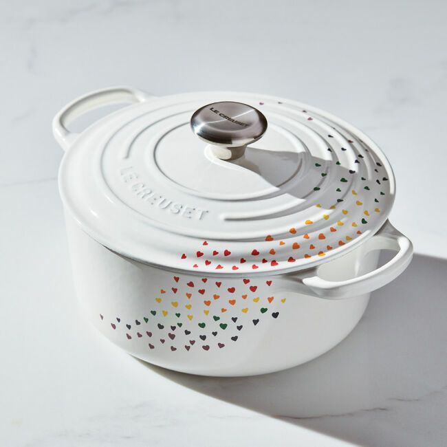 Glad løn automat Le Creuset Just Launched a Limited-Edition Rainbow Dutch Oven and a New  Color for Spring