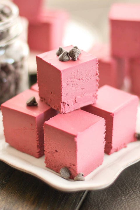 low-carb desserts Healthy Raw Red Velvet Fudge low-carb desserts Healthy Raw Red Velvet Fudge