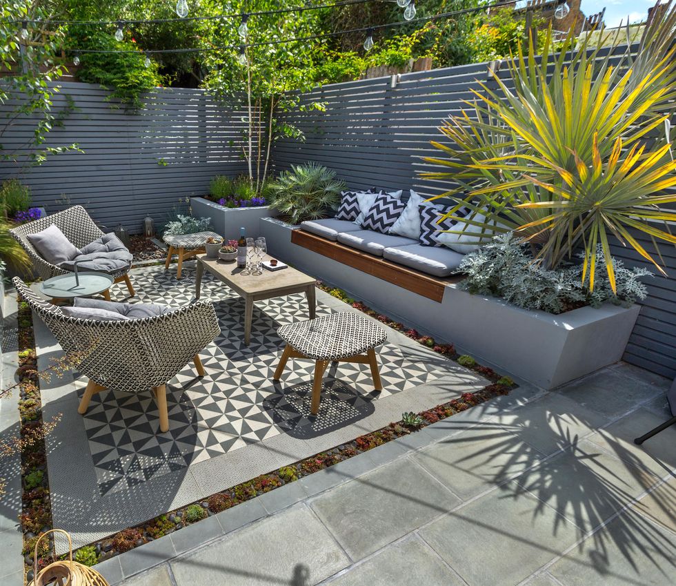 low maintenance garden, stylish and luxurious outdoor room garden design in london