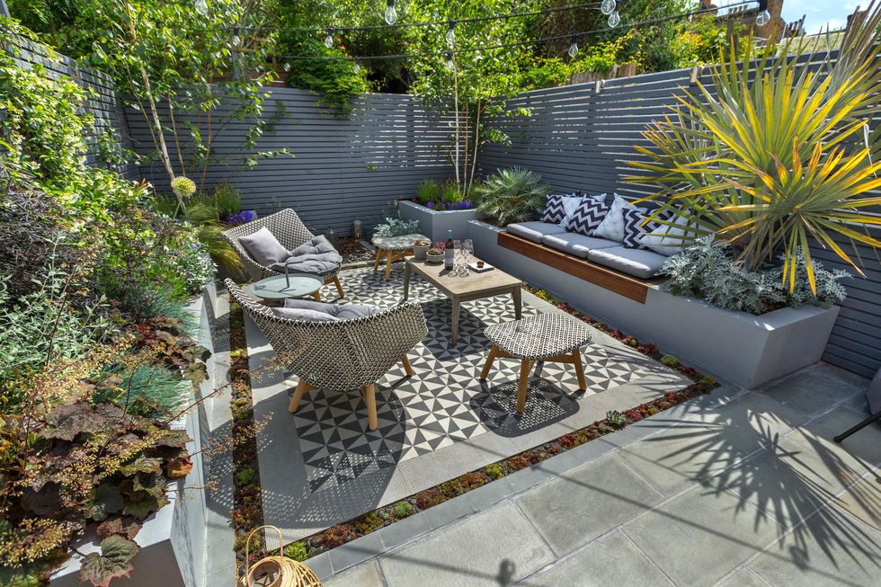 low maintenance garden, stylish and luxurious outdoor room garden design in london