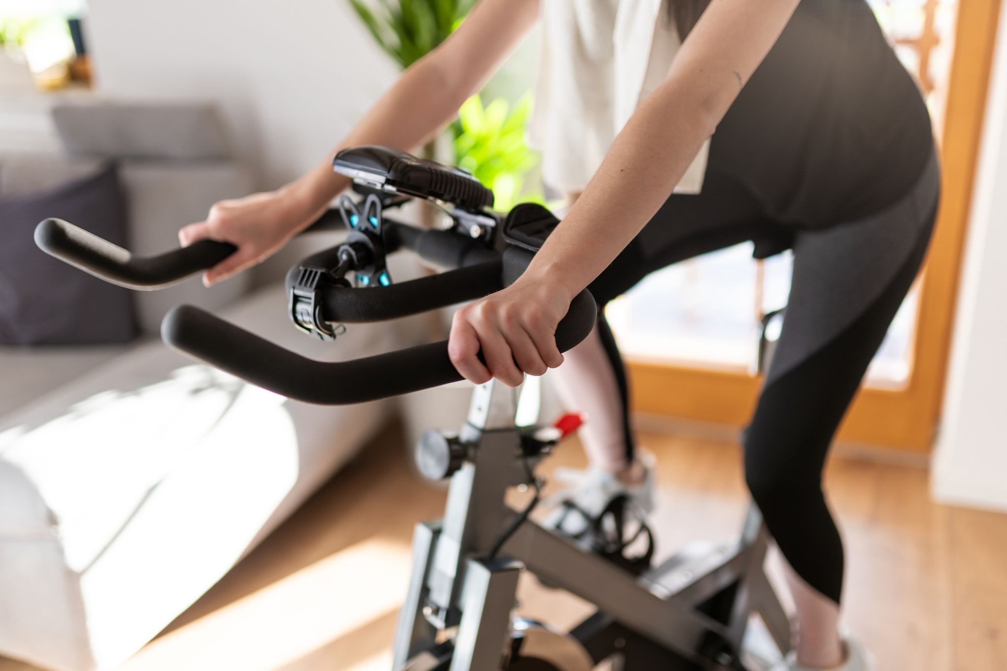 Bicicleta estática, bicicleta de spinning, bicicleta estacionaria de  interior, para entrenamiento de gimnasio cardiovascular en casa, con  resistencia