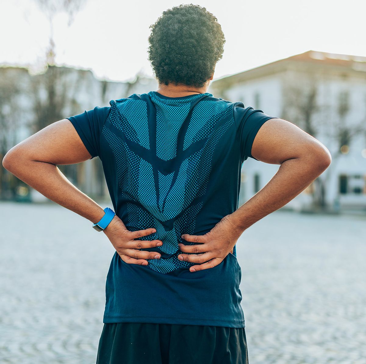The Complete Guide To Upper Back Pain, 2023