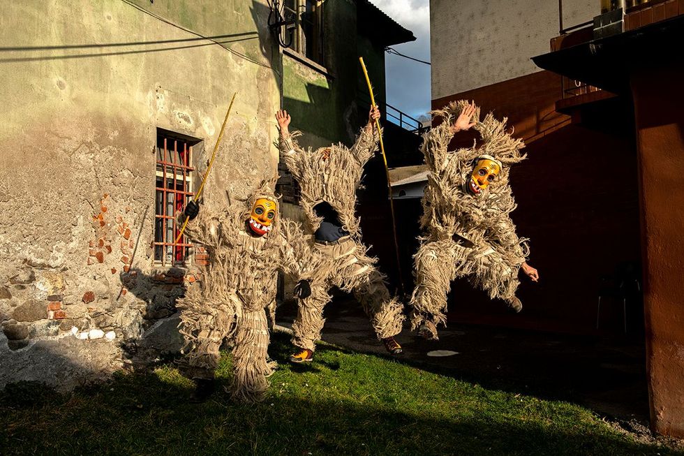 De laufarij in Cerkno staan tijdens het Sloveense carnaval symbool voor de geesten van de voorouders