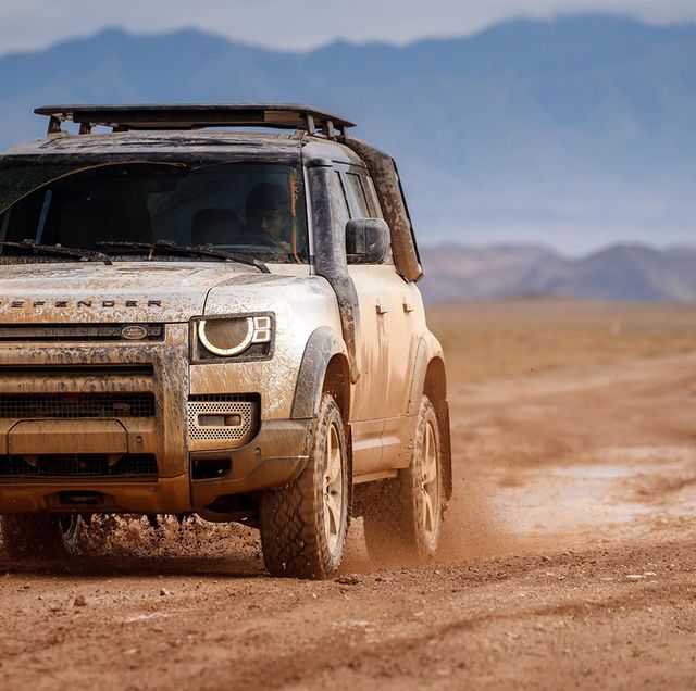 Land Rover Defender Will Get V8 Power after All, Report Says