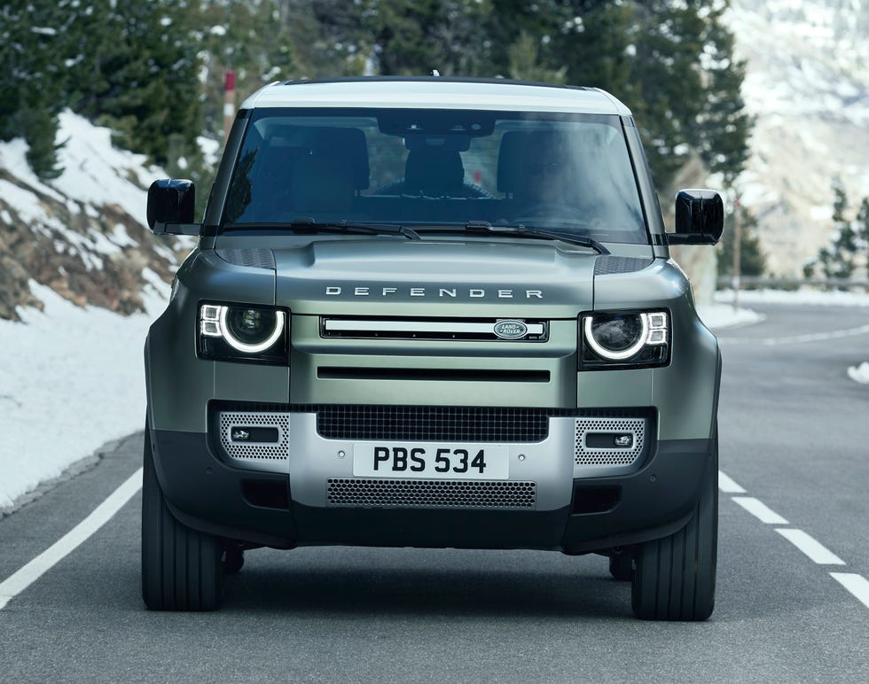 C/D Joins Designers for a Walkaround of 2020 Land Rover Defender