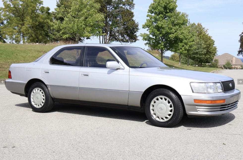 1990 lexus ls400