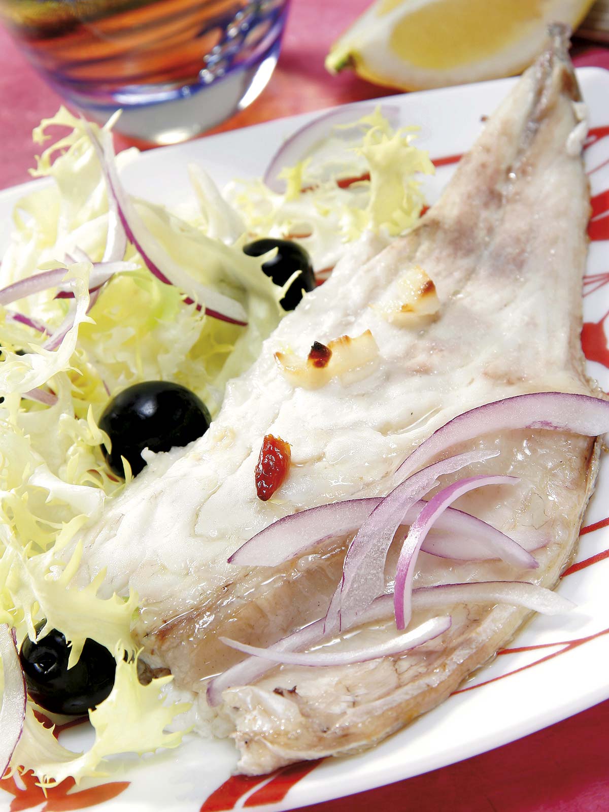 lubina con aceite picante
