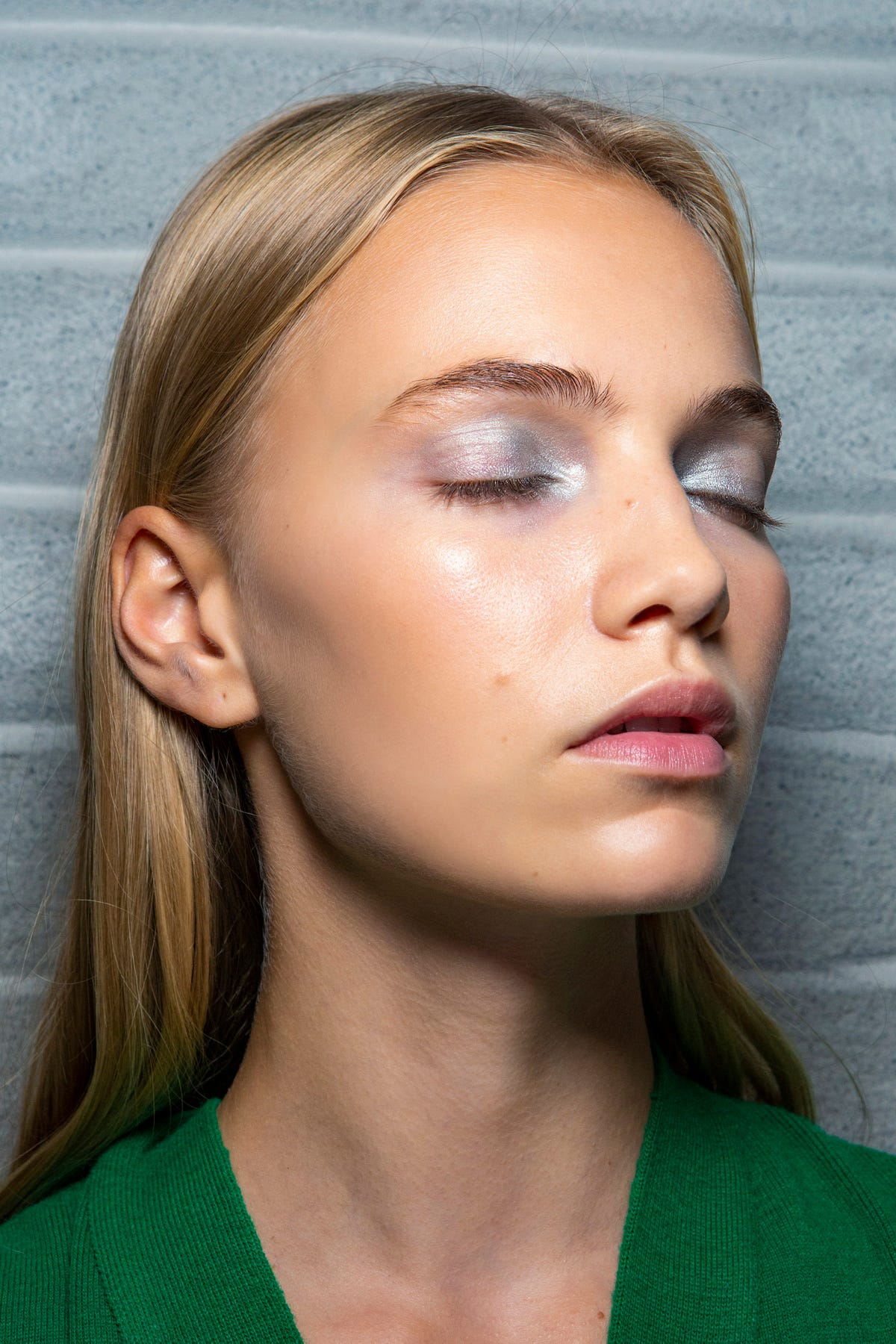 Consigli di Trucco: make-up viso, dal primer al contouring