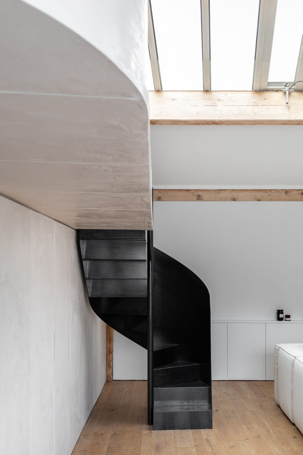 lucernario en un duplex de diseño deparís