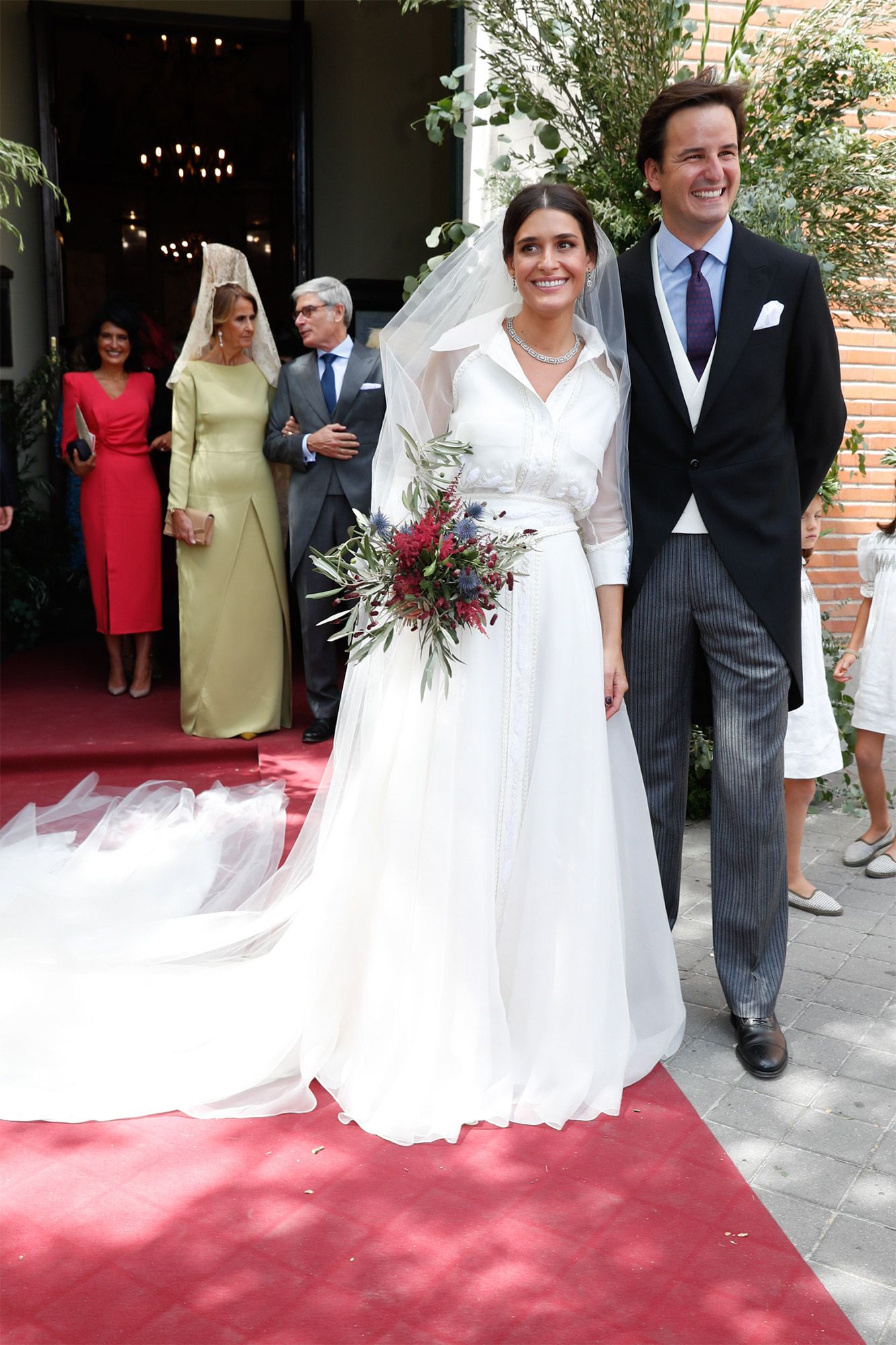 liebre Esperar algo abrazo El vestido camisero de Lucía Martín Alcalde en su boda