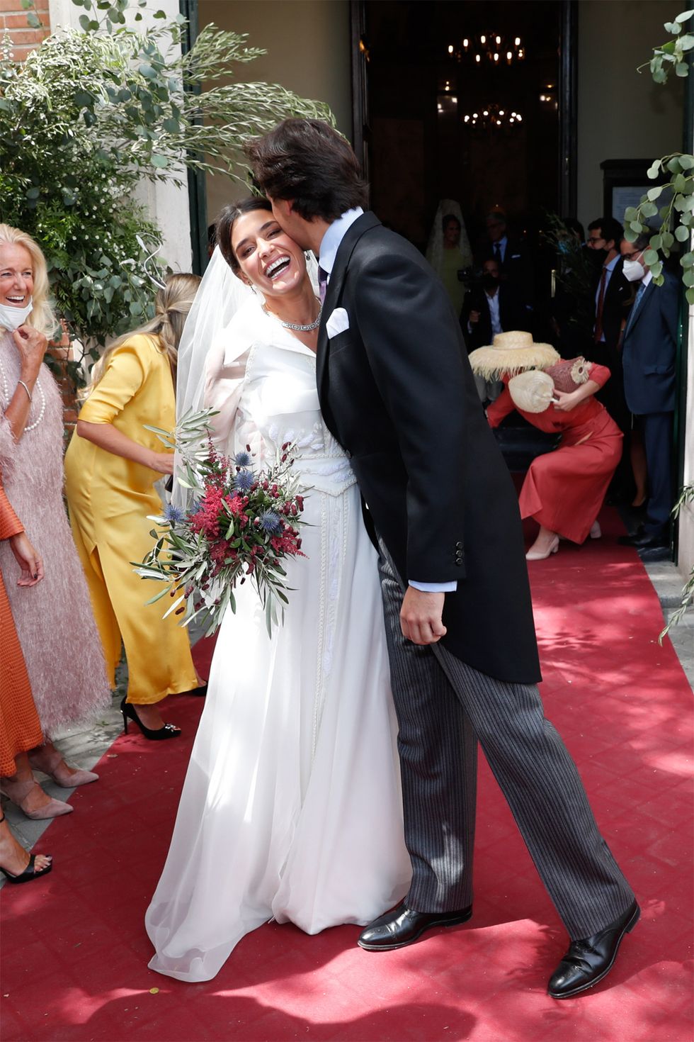el vestido camisero de novia de lucía martín alcalde en su boda