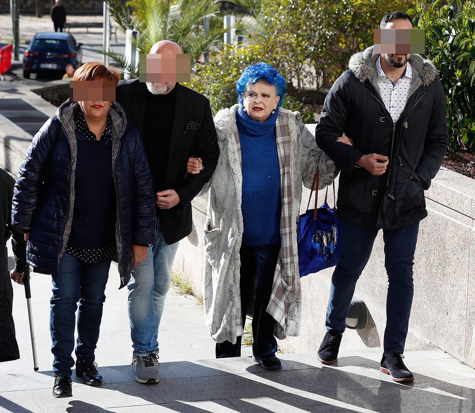 Lucía Bosé a su llegada al juicio por apropiación indebida de un cuadro de Picasso