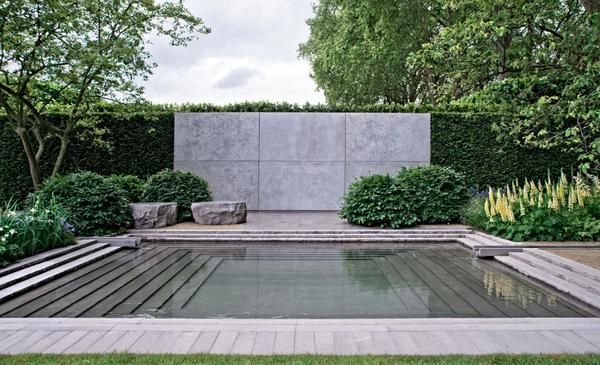 Nella foto: il giardino realizzato da Luciano Giubbilei per Laurent-Perrier con il quale ha vinto il premio Best in Show al Chelsea Flower Show nel 2014.