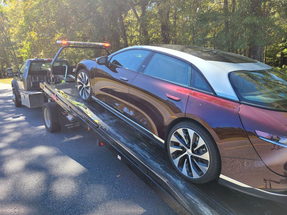 chip caldwell’s lucid air getting towed