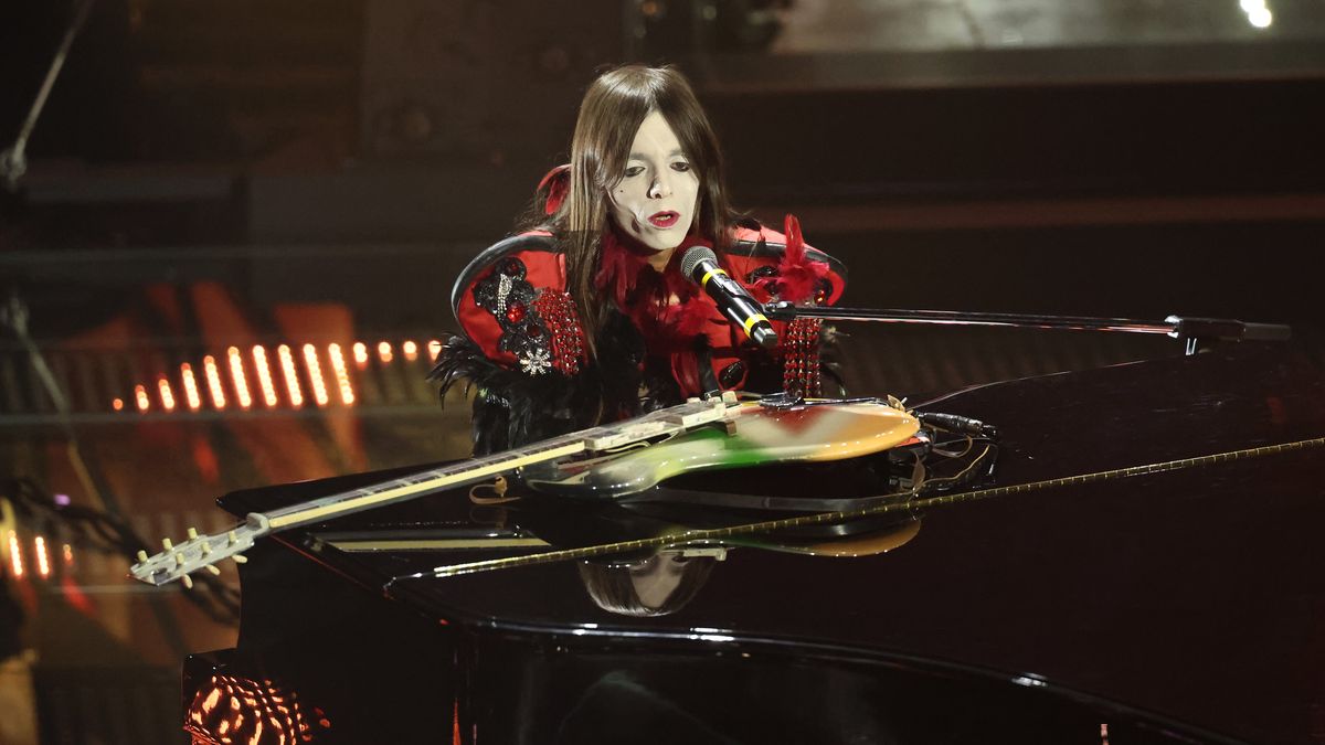 Eurovision 2025, com'è lo staging di Lucio Corsi: foto e spoiler