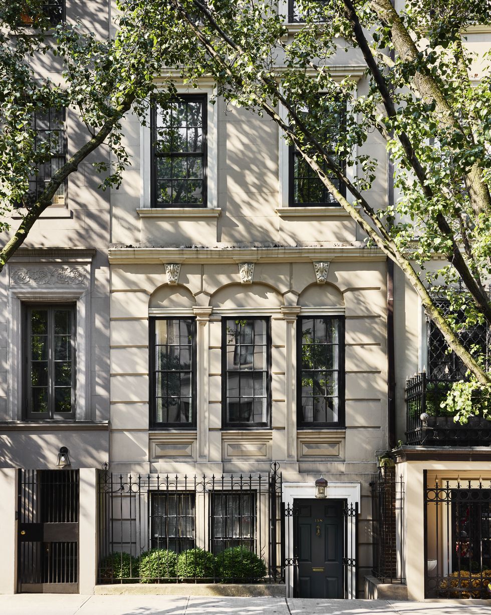 Tour an Upper East Side Townhouse Designed by Lucy Doswell