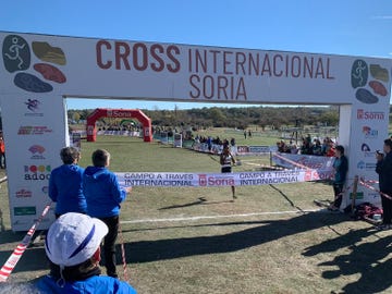 lucy mawia se impone en el cross de soria