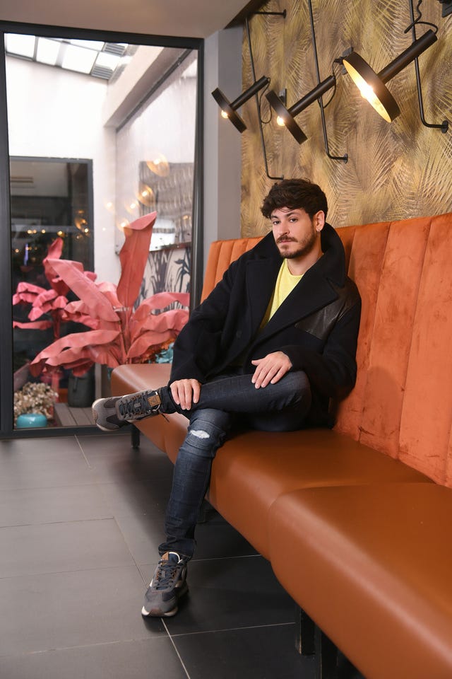 el cantante protagoniza el 'gente con estilo' de diez minutos