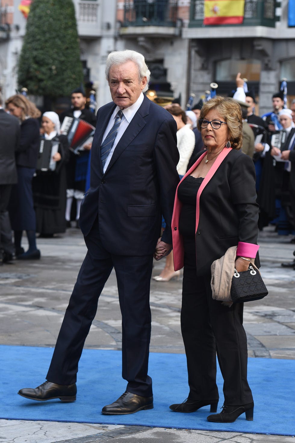 El periodista Luis del Olmo y su mujer, Mercedes González.