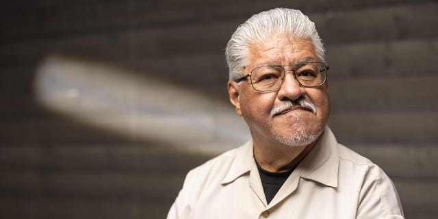 luis j rodriguez, always running