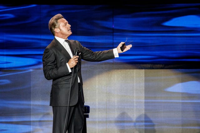 luis miguel performs in concert in barcelona