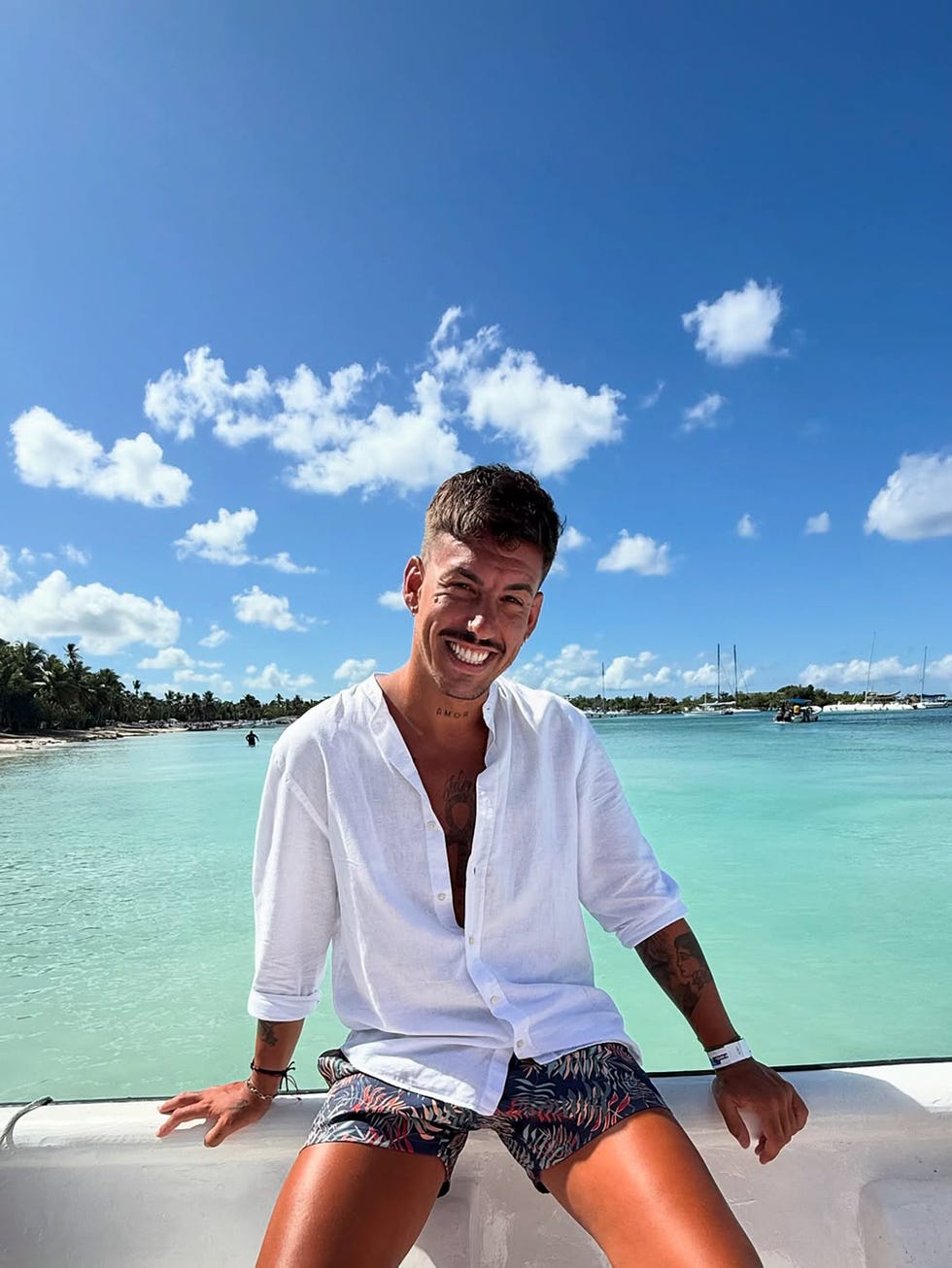 luitingo en sus vacaciones en punta cana