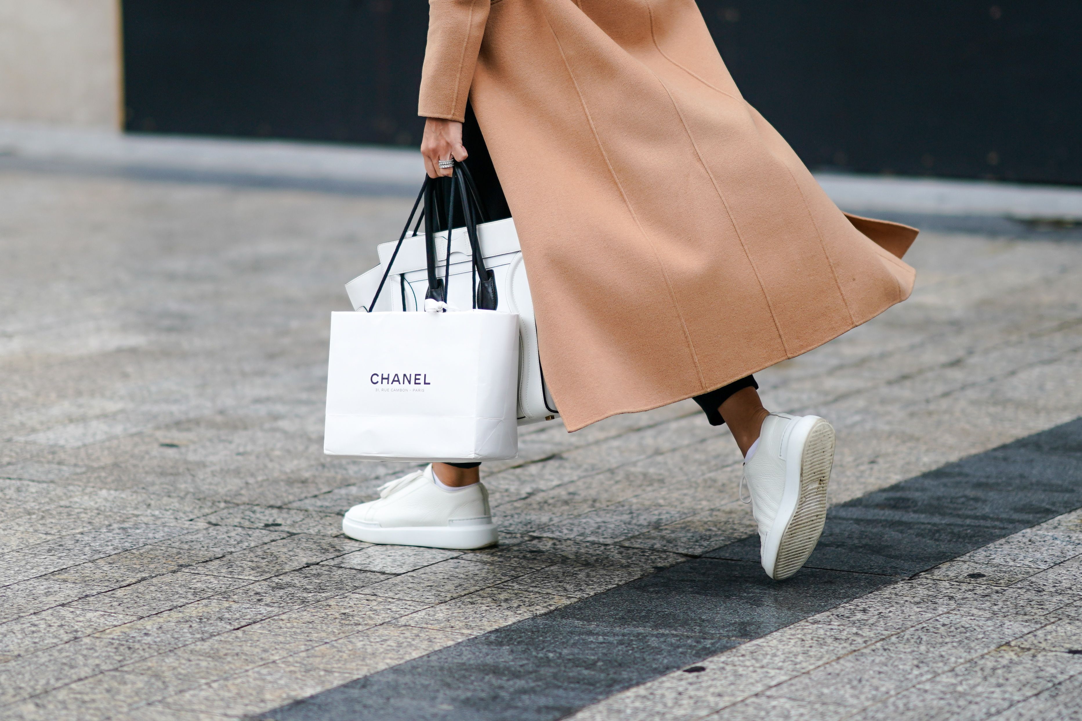 Por qué comprar en un bolso de lujo es la mejor inversión en moda