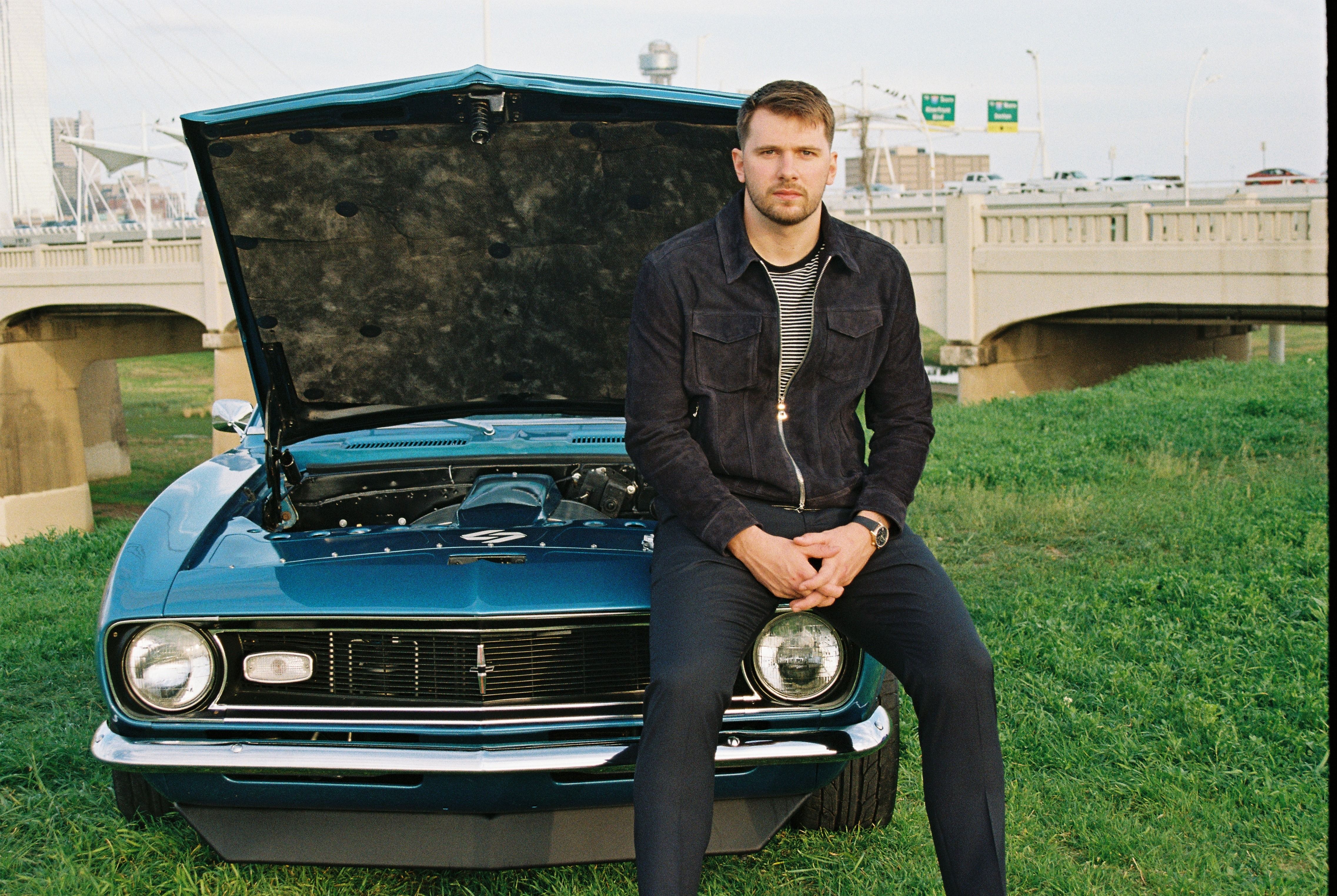 Luka Don i on NBA Playoffs Car Collection Family and Mavs