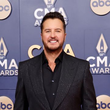 the 58th annual cma awards arrivals