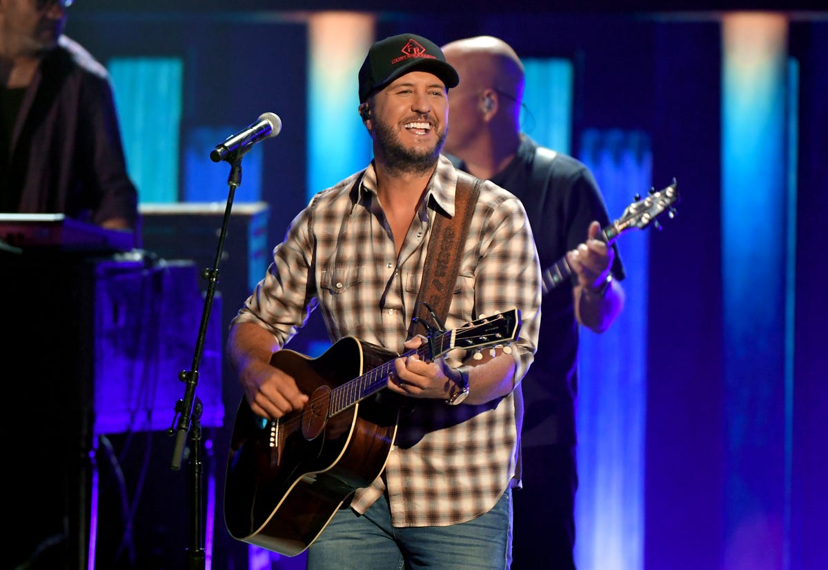 Everything to Know About Luke Bryan's 2022 Las Vegas Residency