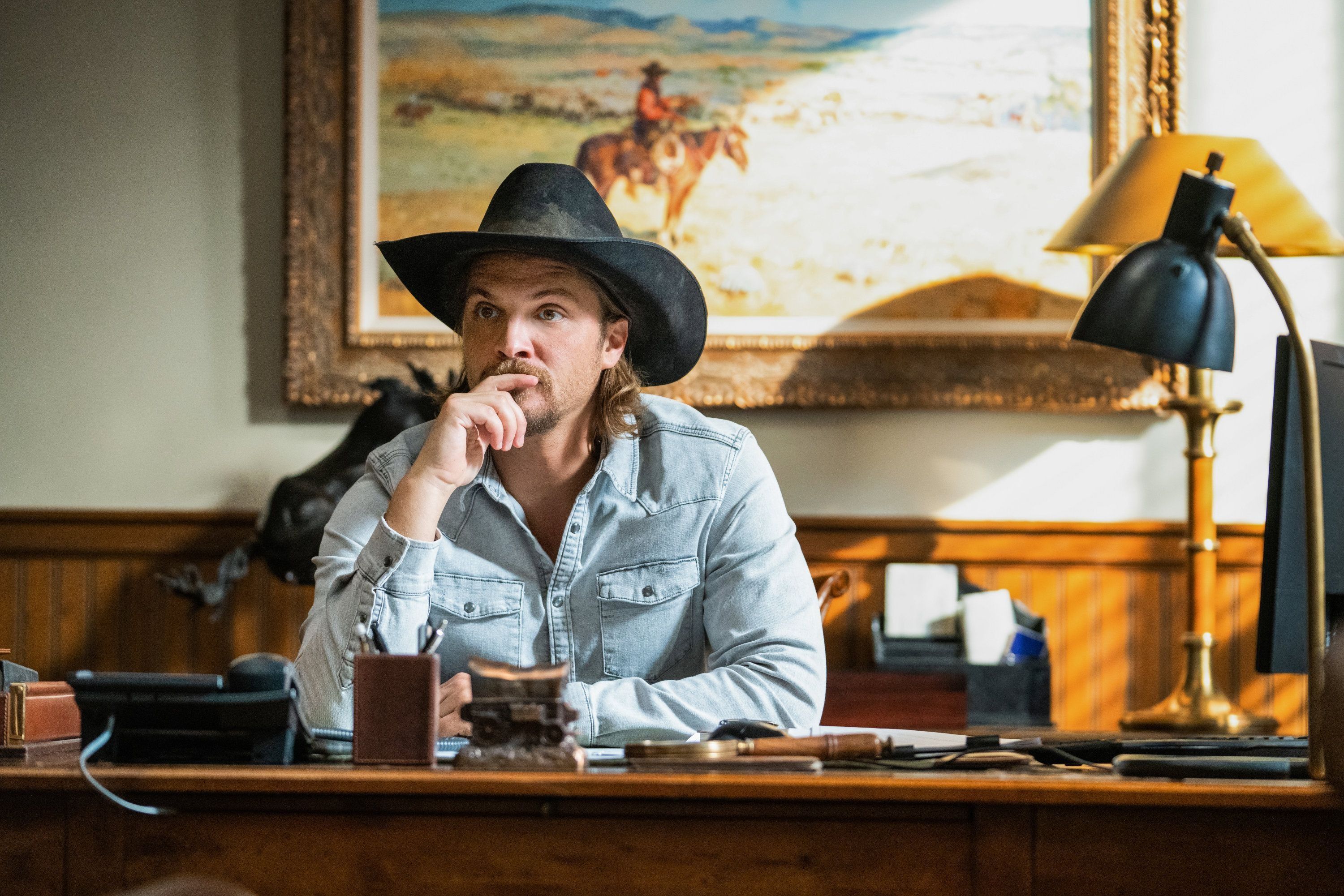 luke grimes cowboy hat