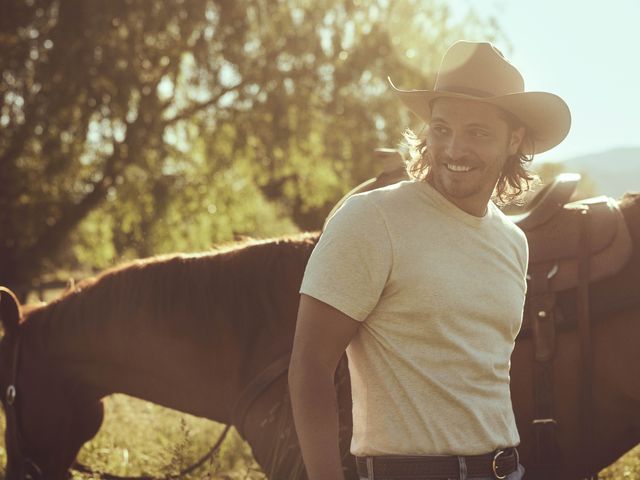luke grimes with horse