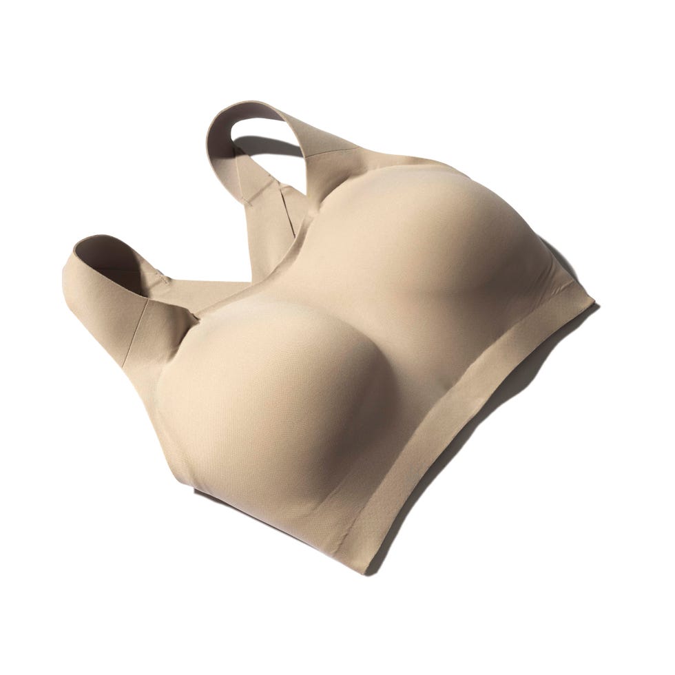 Nose, Beige, Arm, Neck, Teapot, Brassiere, Ear, Metal, Tableware, 