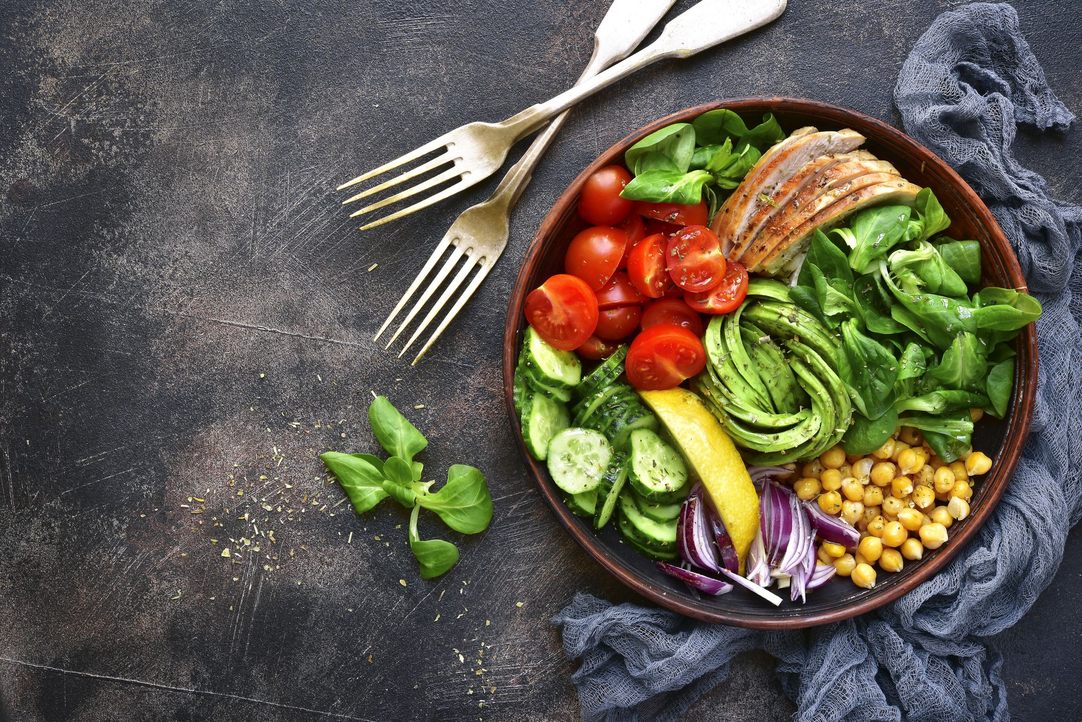 Lunch bowl with vegetables,beans and chicken meat