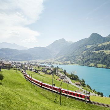 een trein in zwitserland