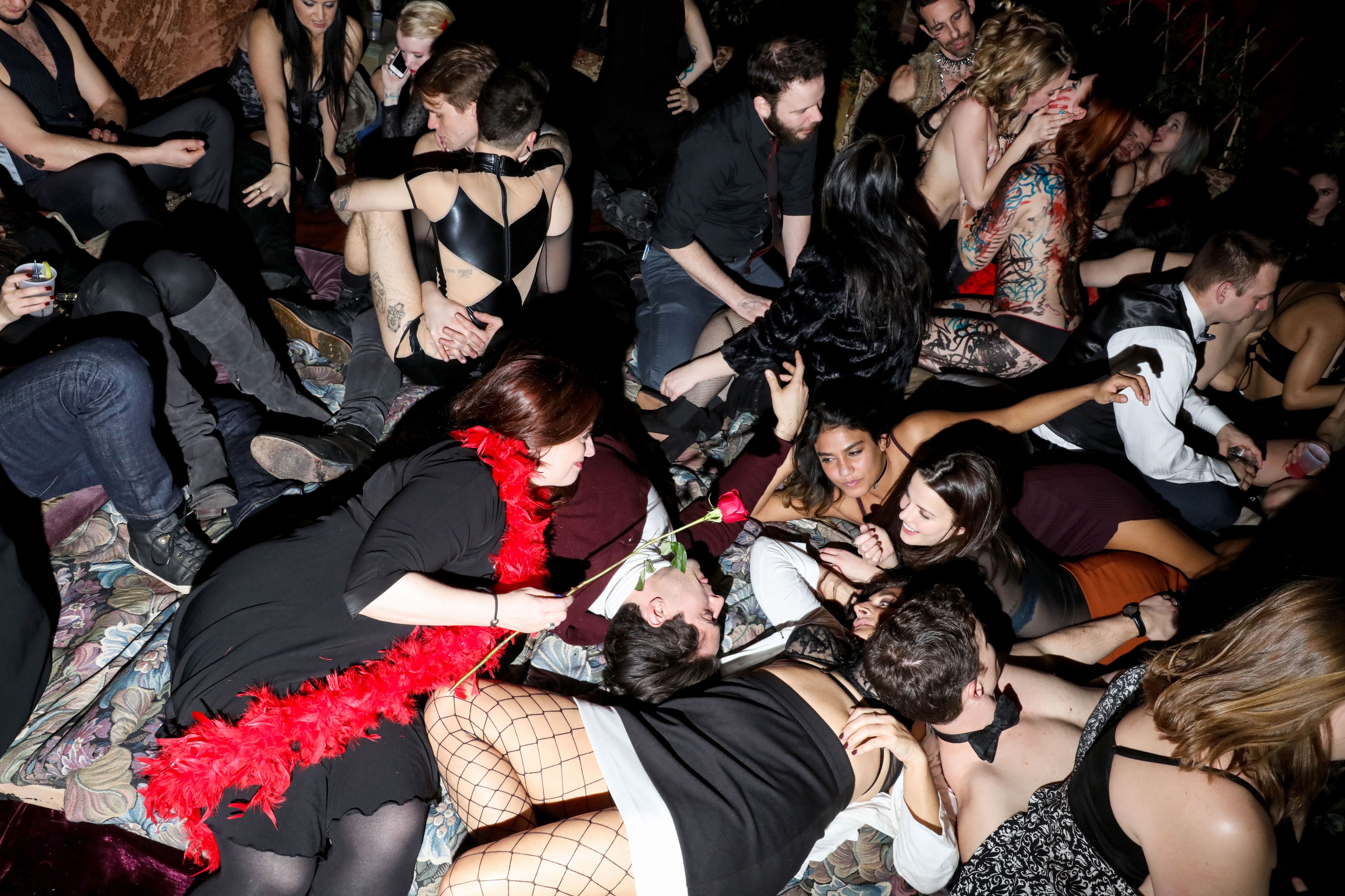 4500px x 3000px - I Went to An Erotic Dinner Party and Ate Food off of Naked Strangers - LUST  by Abby Hertz