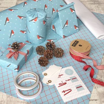 country living gift wrapping set