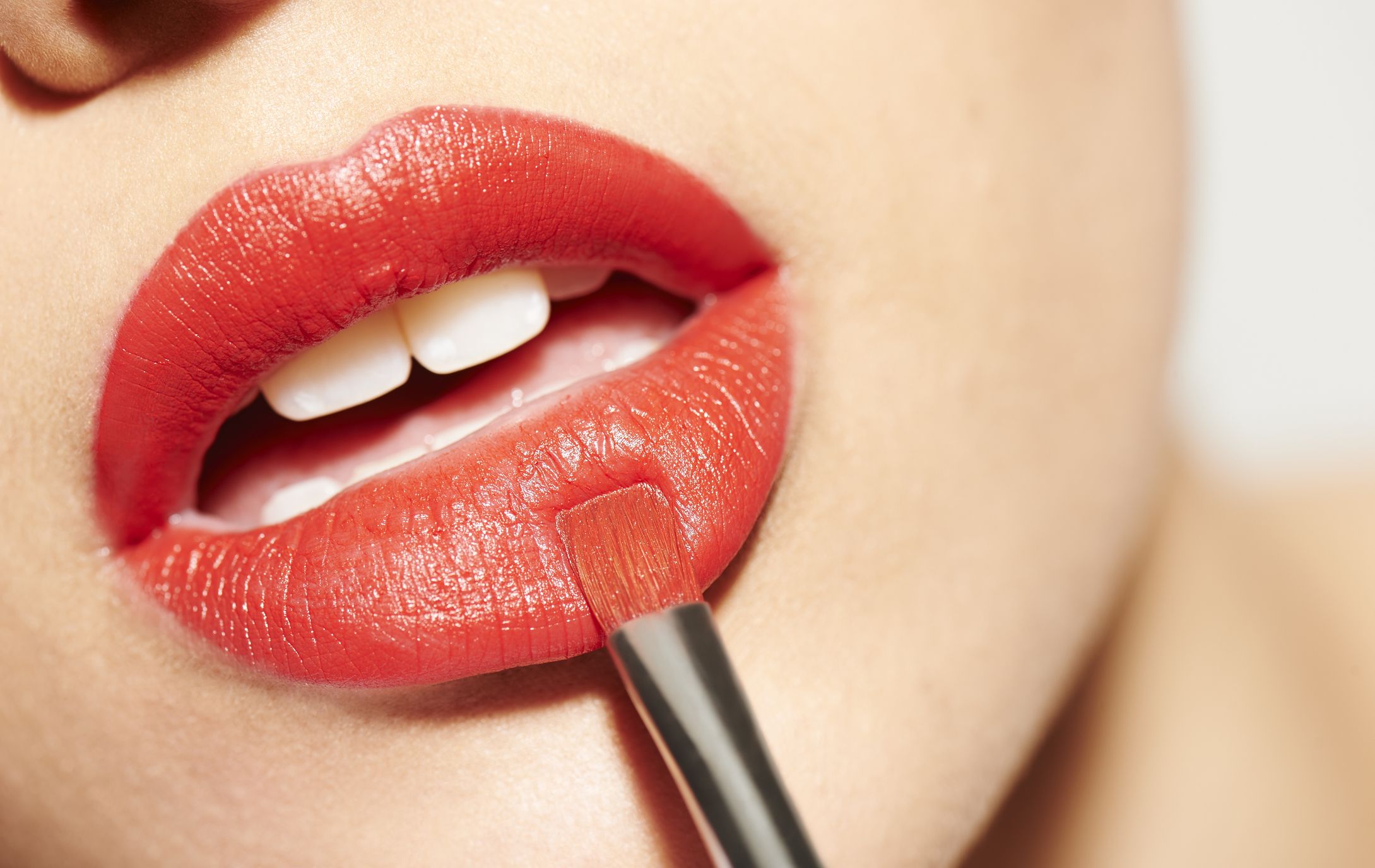 Lipsticks that won’t Budge | NewsMytra Fashion