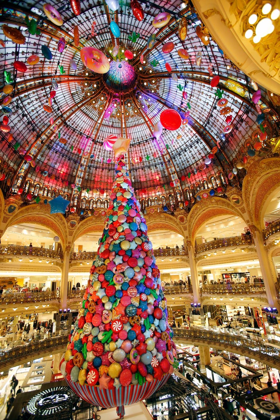 Christmas Shopping - Luxury Department Stores