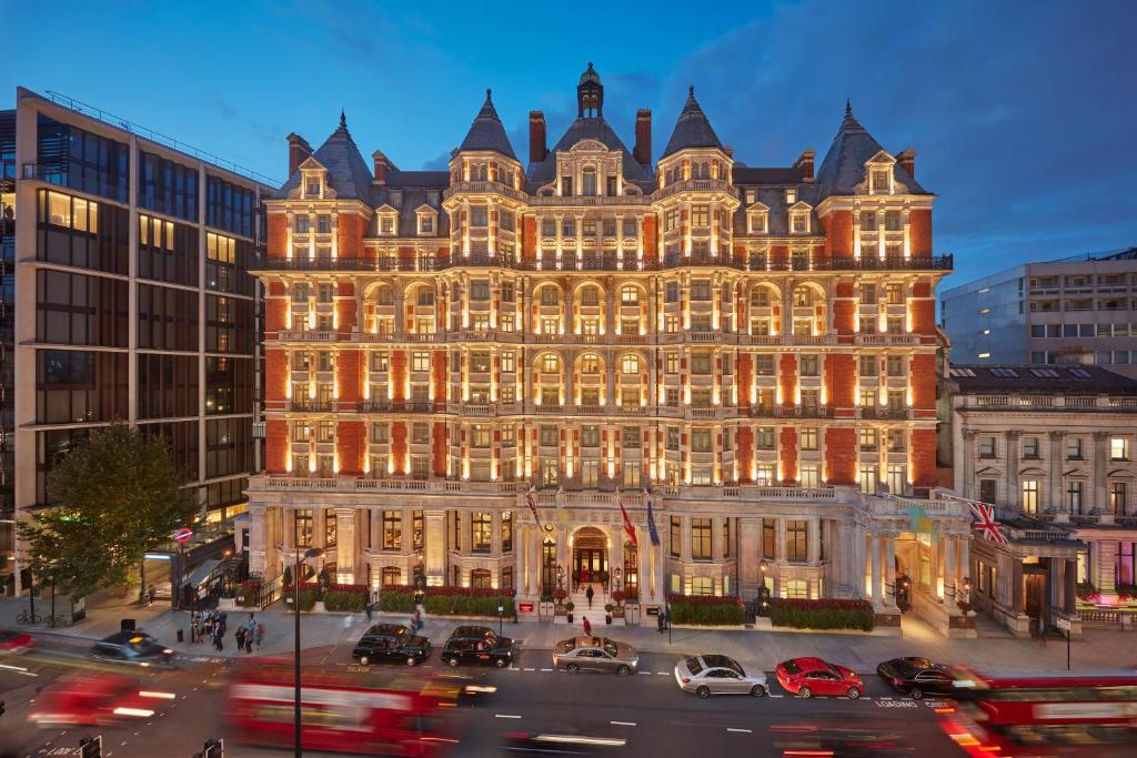 The most luxurious hotels in London | Best luxury hotels London